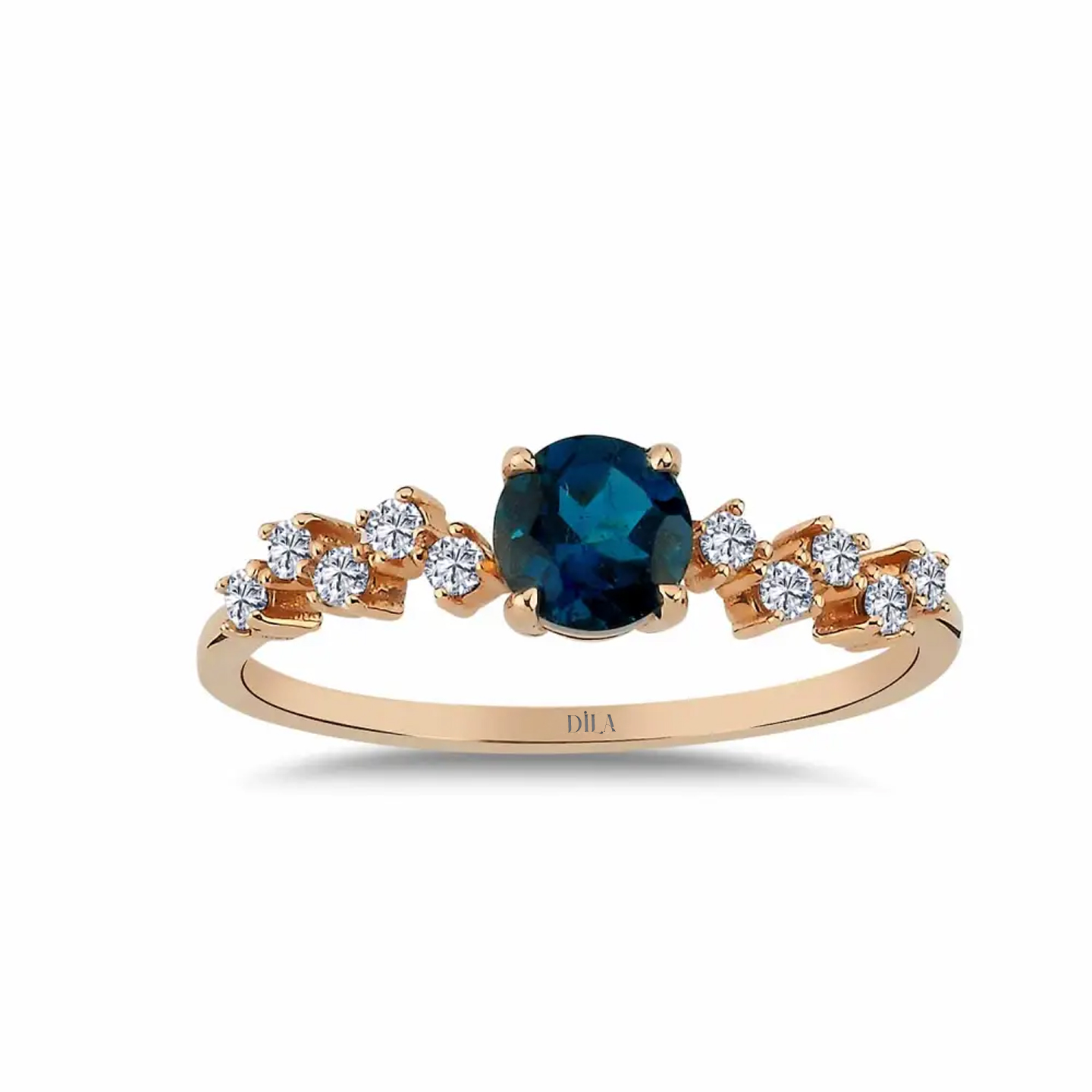 0,74 Karat Pırlantalı Vintage London Blue Topaz Yüzük